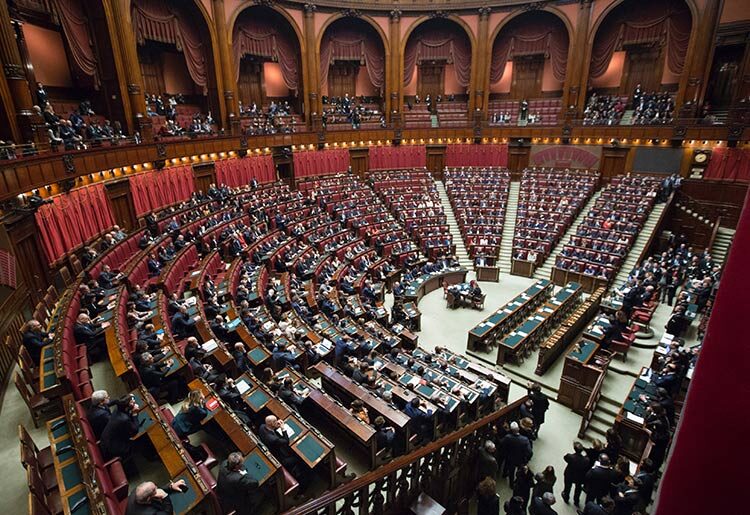 Persone esposte politicamente